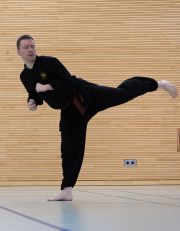 Kung-Fu-Rot-Pruefung-Mathias-Lina-02