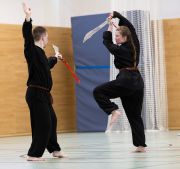 Kung-Fu-Rot-Pruefung-Mathias-Lina-04