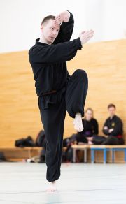 Kung-Fu-Rot-Pruefung-Mathias-Lina-09