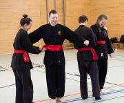 Kung-Fu-Rot-Pruefung-Mathias-Lina-17