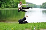 Meister Stefan und Michael beim Seitwärtsfußsprung